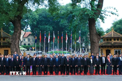 Việt Nam đóng góp tích cực vào thành lập Cộng đồng ASEAN