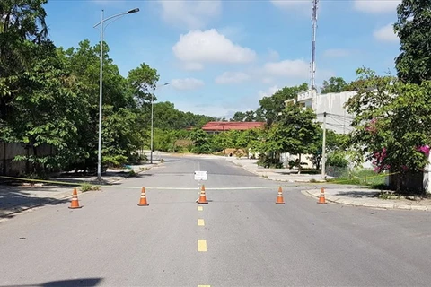 Đường vào khu phố 1, phường Đông Lễ, TP. Đông Hà, tỉnh Quảng Trị bị phong tỏa.