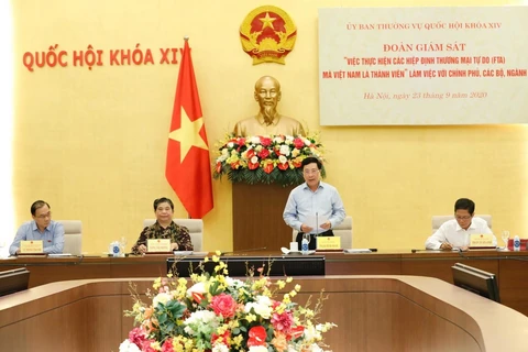 Phó Thủ tướng, Bộ trưởng Ngoại giao Phạm Bình Minh phát biểu tại buổi làm việc. (Ảnh: Dương Giang/TTXVN)