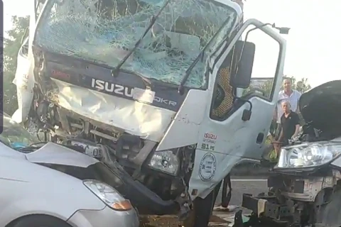 Tai nạn giao thông trên cao tốc Hà Nội-Bắc Giang, 3 người thương vong