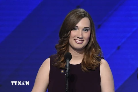 Bà Sarah McBride. (Ảnh: AFP/TTXVN)