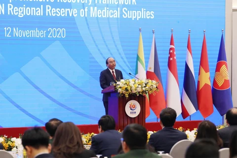 Thủ tướng Nguyễn Xuân Phúc, Chủ tịch ASEAN 2020 phát biểu. (Ảnh: Lâm Khánh/TTXVN)