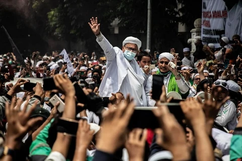 Habib Rizieq Shihab, giáo sỹ Hồi giáo được mệnh danh là “giáo sỹ lửa.” (Nguồn: DPA)