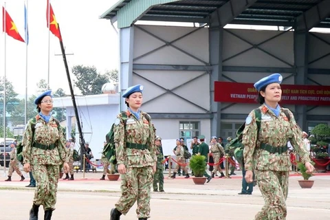 Các nữ quân nhân Bệnh viện dã chiến cấp 2 số 1 lên đường tham gia lực lượng gìn giữ hòa bình Liên hợp quốc năm 2018. (Ảnh: Xuân Khu/TTXVN)