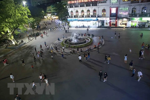 Khu vực Quảng trường Đông Kinh Nghĩa Thục trong phố đi bộ. (Ảnh: Tuấn Đức/TTXVN)