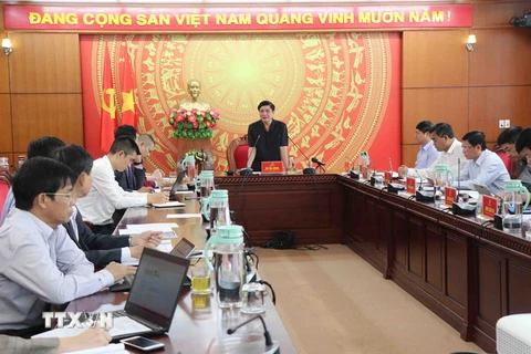 Bí thư Tỉnh ủy Đắk Lắk Bùi Văn Cường phát biểu tại buổi làm việc. (Ảnh: Anh Dũng/TTXVN)
