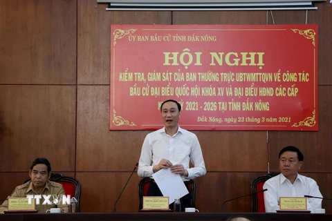 Phó Chủ tịch Ủy ban Trung ương MTTQ Việt Nam Phùng Khánh Tài phát biểu tại buổi làm việc. (Ảnh: Hưng Thịnh/TTXVN)