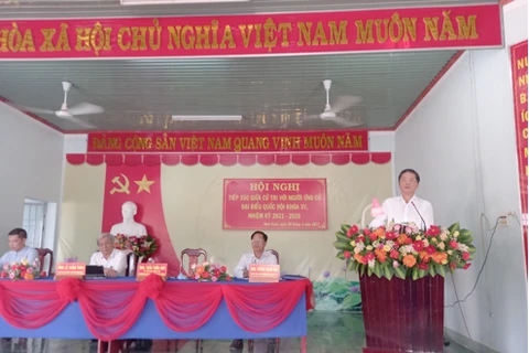 Trưởng ban Kinh tế Trung ương Trần Tuấn Anh tiếp xúc cử tri tại Khánh Hòa. (Nguồn: dangcongsan)
