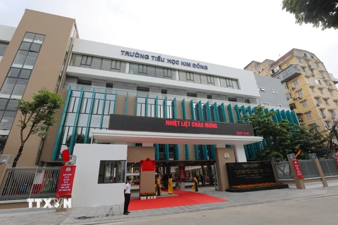 Trường Tiểu học Kim Đồng, quận Ba Đình, công trình cấp thành phố chào mừng Bầu cử Đại biểu Quốc Hội khóa XV và Đại biểu HĐND các cấp nhiệm kỳ 2021-2026. (Ảnh: Thanh Tùng/TTXVN)