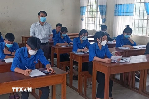 Phú Yên: Ôn tập cho học sinh thi tốt nghiệp THPT và tuyển sinh lớp 10