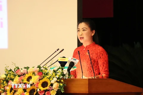 Bà Lê Thị Kim Dung được bầu giữ chức Chủ tịch HĐND tỉnh Tuyên Quang. (Ảnh: Vũ Quang/TTXVN)