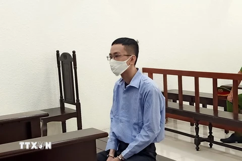 Bị cáo Trần Hoàng Minh tại phiên tòa. (Ảnh: Kim Anh/TTXVN)