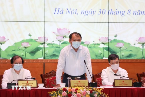Bộ trưởng Bộ Văn hóa, Thể thao và Du lịch Nguyễn Văn Hùng phát động phong trào thi đua đặc biệt trong toàn ngành. (Ảnh: Thanh Tùng/TTXVN)