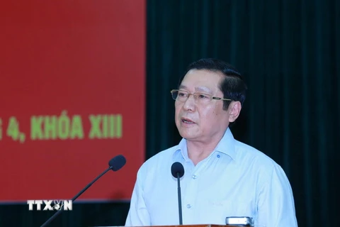 Ông Lại Xuân Môn, Ủy viên Trung ương Đảng, Phó Trưởng Ban Thường trực Ban Tuyên giáo Trung ương báo cáo tại Hội nghị. (Ảnh: Phương Hoa/TTXVN)