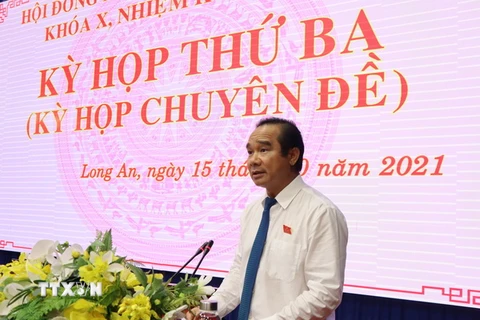 Bí thư Tỉnh ủy, Chủ tịch HĐND tỉnh Long An Nguyễn Văn Được phát biểu tại Kỳ họp. (Ảnh: Thanh Bình/TTXVN)