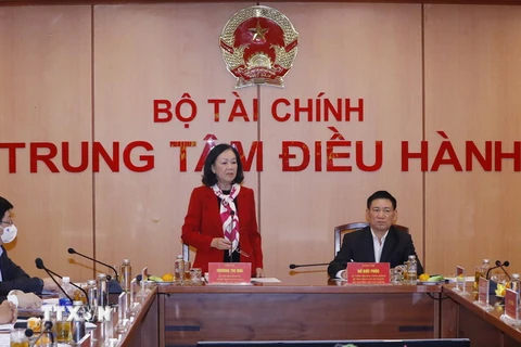 Bà Trương Thị Mai, Ủy viên Bộ Chính trị, Bí thư Trung ương Đảng, Trưởng Ban Tổ chức Trung ương, Phó Trưởng Ban chỉ đạo phát biểu tại buổi làm việc. (Ảnh: Phương Hoa/TTXVN)
