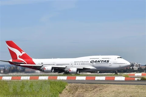 Máy bay của hãng hàng không Qantas Airways tại sân bay Sydney, Australia. (Ảnh: AFP/TTXVN)