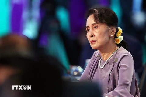 Bà Aung San Suu Kyi, khi giữ chức Cố vấn nhà nước Myanmar. (Ảnh: AFP/TTXVN)