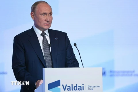 Tổng thống Nga Vladimir Putin phát biểu tại Hội nghị Câu lạc bộ Valdai ở Sochi. (Ảnh: AFP/TTXVN)