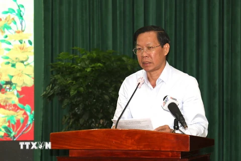 Chủ tịch UBND Thành phố Hồ Chí Minh Phan Văn Mãi phát biểu tại Hội nghị. (Ảnh: Xuân Tình/TTXVN)