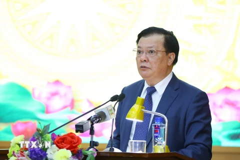 Bí thư Thành ủy Hà Nội Đinh Tiến Dũng phát biểu chỉ đạo. (Ảnh: Văn Điệp/TTXVN)