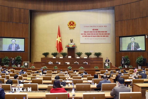 Chủ tịch Quốc hội Vương Đình Huệ phát biểu kết luận Hội nghị. (Ảnh: Doãn Tấn/TTXVN)