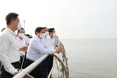 Thủ tướng khảo sát công trình, dự án khu vực lấn biển ở Kiên Giang