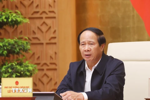 Phó Thủ tướng Lê Văn Thành chủ trì cuộc họp. (Ảnh: Lâm Khánh/TTXVN)