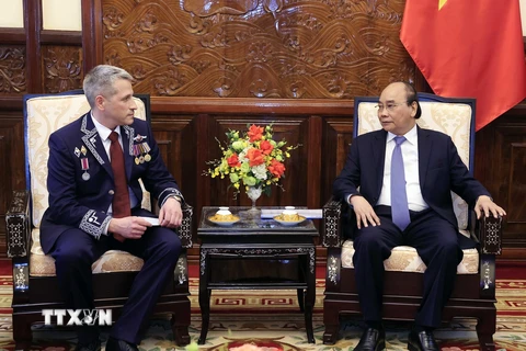 [Photo] Chủ tịch nước tiếp Đại sứ Belarus, Ai Cập đến trình Quốc thư