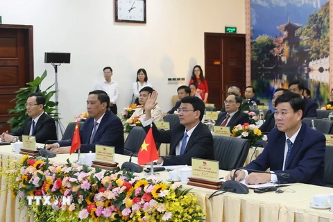 Ông Đặng Xuân Phong, Ủy viên Trung ương Đảng, Bí thư Tỉnh ủy Lào Cai phát biểu tại hội nghị. (Ảnh: Quốc Khánh/TTXVN)