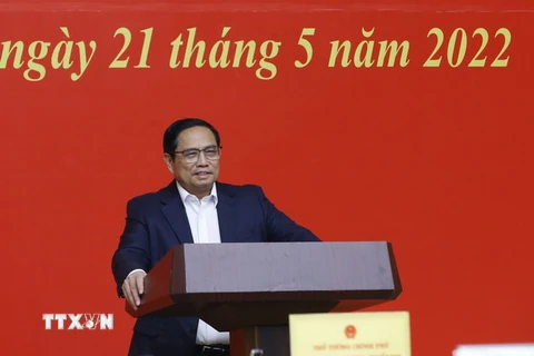 Thủ tướng Phạm Minh Chính phát biểu tại buổi tiếp xúc cử tri thành phố Cần Thơ. (Ảnh: Văn Điệp/TTXVN)