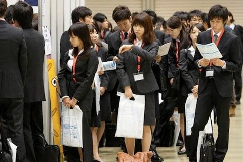 Sinh viên Nhật Bản đi phỏng vấn việc làm. (Nguồn: japantrends.com)