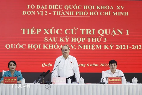 Hình ảnh Chủ tịch nước tiếp xúc cử tri quận 1, Thành phố Hồ Chí Minh