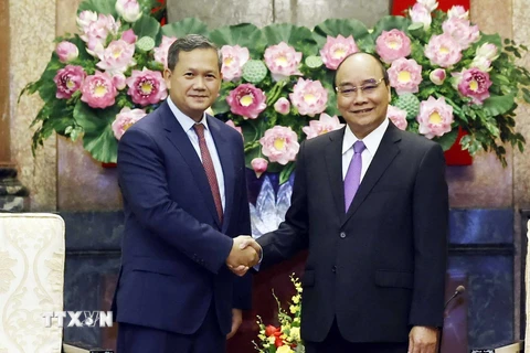 Chủ tịch nước tiếp Phó Tổng Tư lệnh kiêm Tư lệnh Lục quân Campuchia 