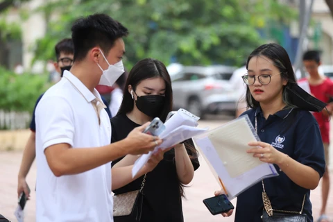 Thí sinh dự thi tốt nghiệp trung học phổ thông năm 2022. (Ảnh: PV/Vietnam+)