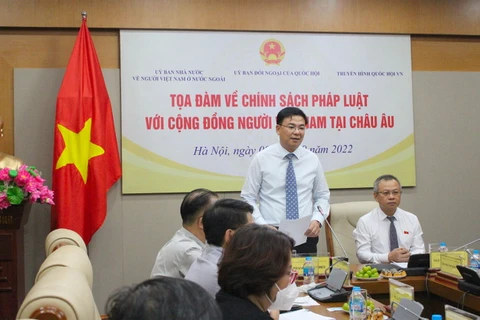 Thứ trưởng Bộ ngoại giao Phạm Quang Hiệu phát biểu tại Tọa đàm. (Nguồn: daibieunhandan.vn)