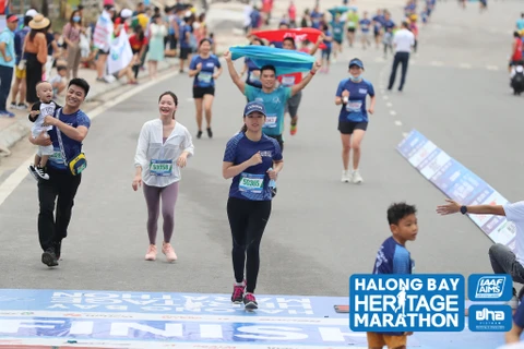 Giải Marathon Quốc tế Di sản Vịnh Hạ Long năm 2020. (Nguồn: Halong Bay International Heritage Marathon)