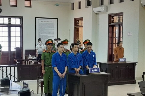 Ba bị cáo (từ trái sang): Nguyễn Hữu Lộc, Nguyễn Bá Chung, và Lê Ngọc Ánh. (Nguồn: Công an Đà Nẵng)