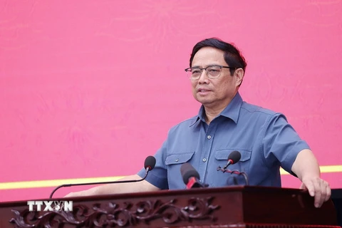 Thủ tướng Phạm Minh Chính kết luận buổi làm việc với lãnh đạo chủ chốt tỉnh Bạc Liêu. (Ảnh: Dương Giang/TTXVN)