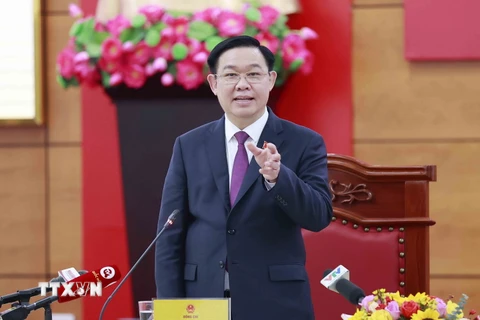 [Photo] Chủ tịch Quốc hội thăm và chúc Tết tỉnh Lào Cai 
