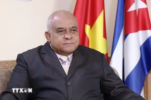 Đại sứ Cuba tại Việt Nam Orlando Nicolás Hernández Guillén, trả lời phỏng vấn phóng viên TTXVN nhân dịp năm mới. (Ảnh: TTXVN)