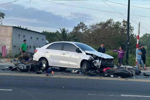 Hiện trường vụ tai nạn khiến 2 cha con bé 8 tuổi tử vong ở thành phố Phú Quốc, tỉnh Kiên Giang. (Nguồn: Ủy ban an toàn giao thông Quốc gia)