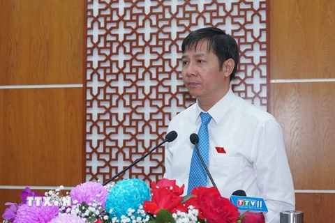 Bí thư Tỉnh ủy, Chủ tịch Hội đồng Nhân dân tỉnh Tây Ninh Nguyễn Thành Tâm phát biểu tại kỳ họp. (Ảnh: Thanh Tân/TTXVN)