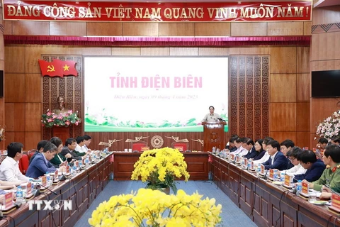 Thủ tướng Phạm Minh Chính kết luận buổi làm việc với lãnh đạo chủ chốt tỉnh Điện Biên. (Ảnh: Dương Giang/TTXVN)