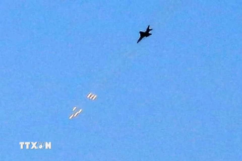 Máy bay chiến đấu của quân đội Sudan trong cuộc giao tranh với Các Lực lượng Hỗ trợ nhanh (RSF) ở Khartoum, ngày 11/5 vừa qua. (Ảnh: THX/TTXVN)