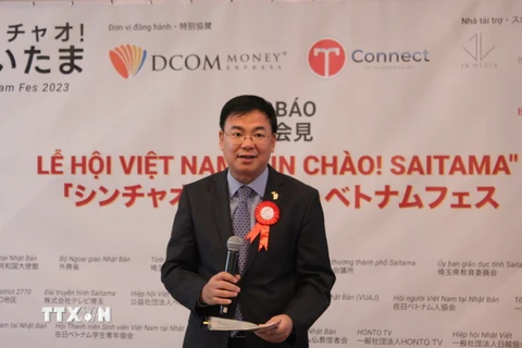 Đại sứ Việt Nam tại Nhật Bản Phạm Quang Hiệu phát biểu tại họp báo. (Ảnh: Phạm Tuân/TTXVN)