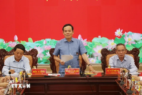 Phó Thủ tướng Chính phủ Trần Lưu Quang phát biểu chỉ đạo tại Hội nghị. (Ảnh: Chanh Đa/TTXVN)