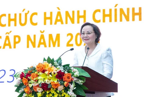 Bộ trưởng Phạm Thị Thanh Trà phát biểu chỉ đạo tại Lễ khai mạc. (Nguồn: Tạp chí Tổ chức Nhà nước)