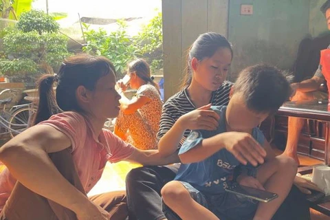 Hà Nội: Khẩn trương giải quyết vụ nam sinh bị bạo lực tại trường