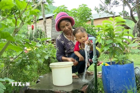 Công trình nước sạch hợp vệ sinh về tận buôn, làng đã mang luồng sinh khí mới cho người dân ở Gia Lai. ( Ảnh: TTXVN phát)